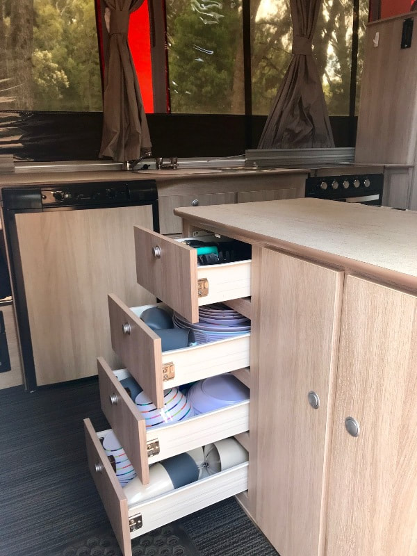 Outback 2 - OUTBACK FAMILY CAMPERS